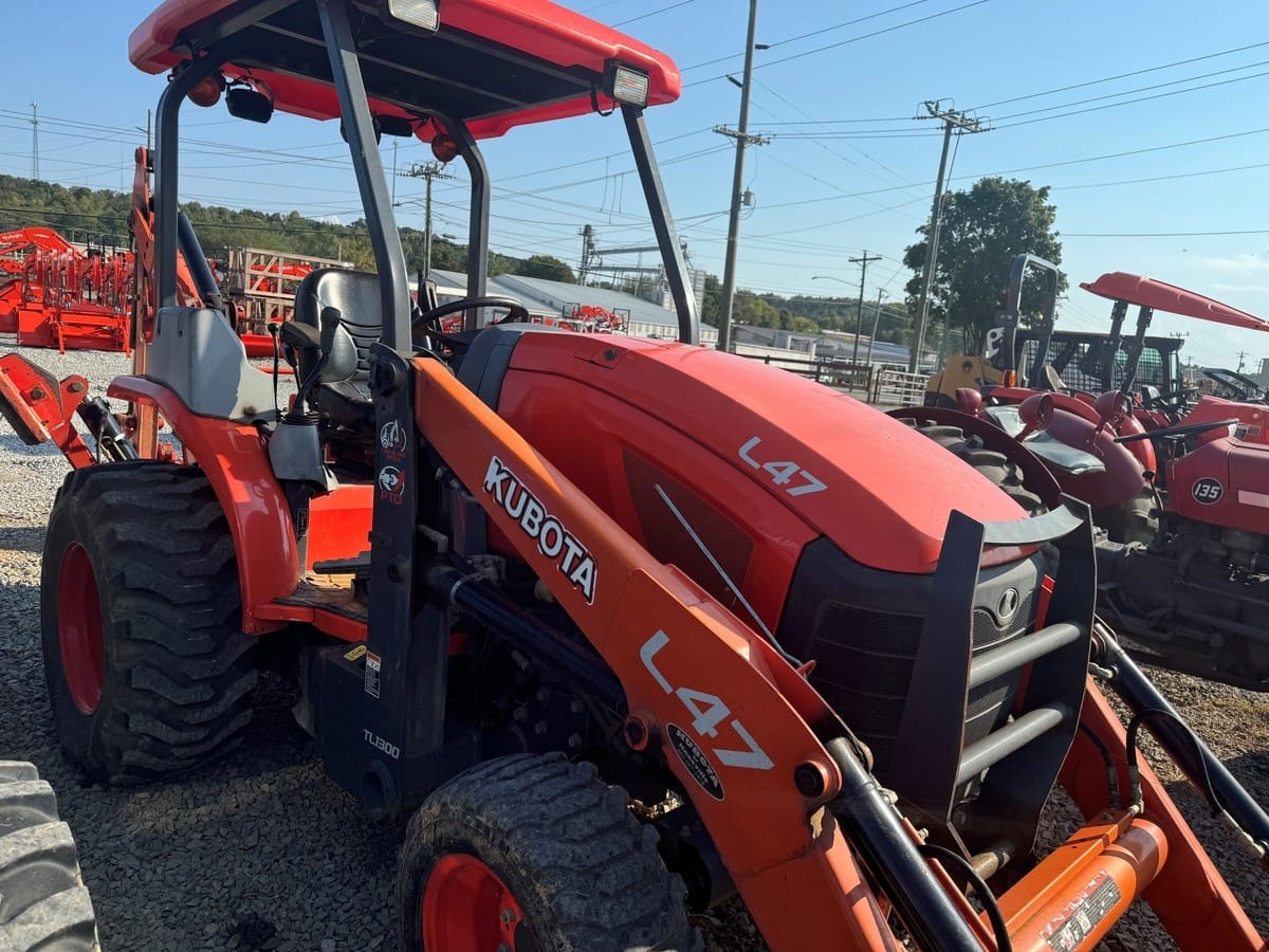 2019 Kubota L47 Equipment Image0