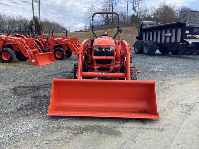 Image of Kubota L4802DT equipment image 2