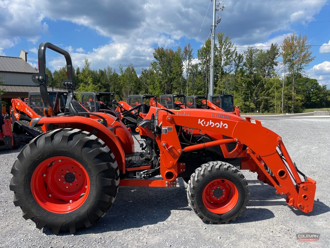 Kubota L4802DT Equipment Image0