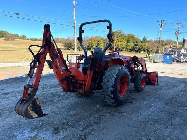 Image of Kubota L5460 equipment image 4
