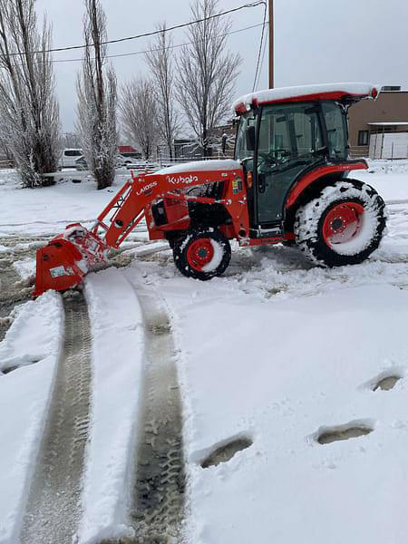 Image of Kubota L5460HSTC equipment image 4