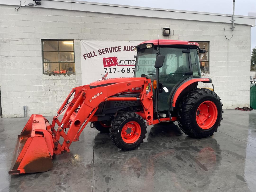Image of Kubota L5740 Primary image