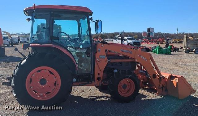 Image of Kubota L5740 equipment image 3