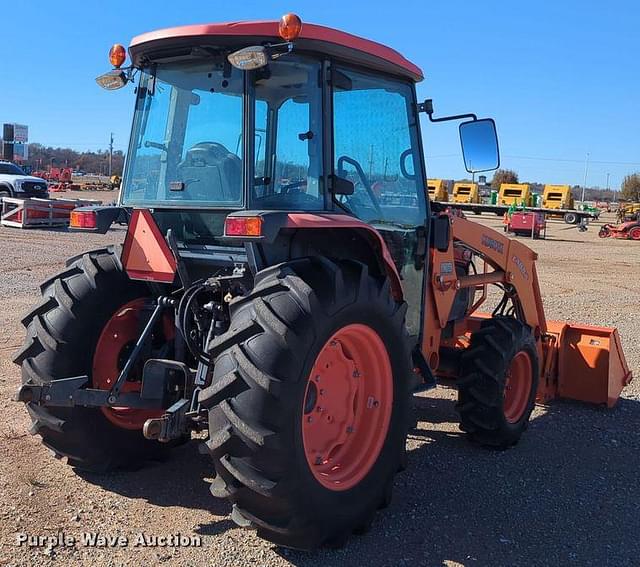 Image of Kubota L5740 equipment image 4