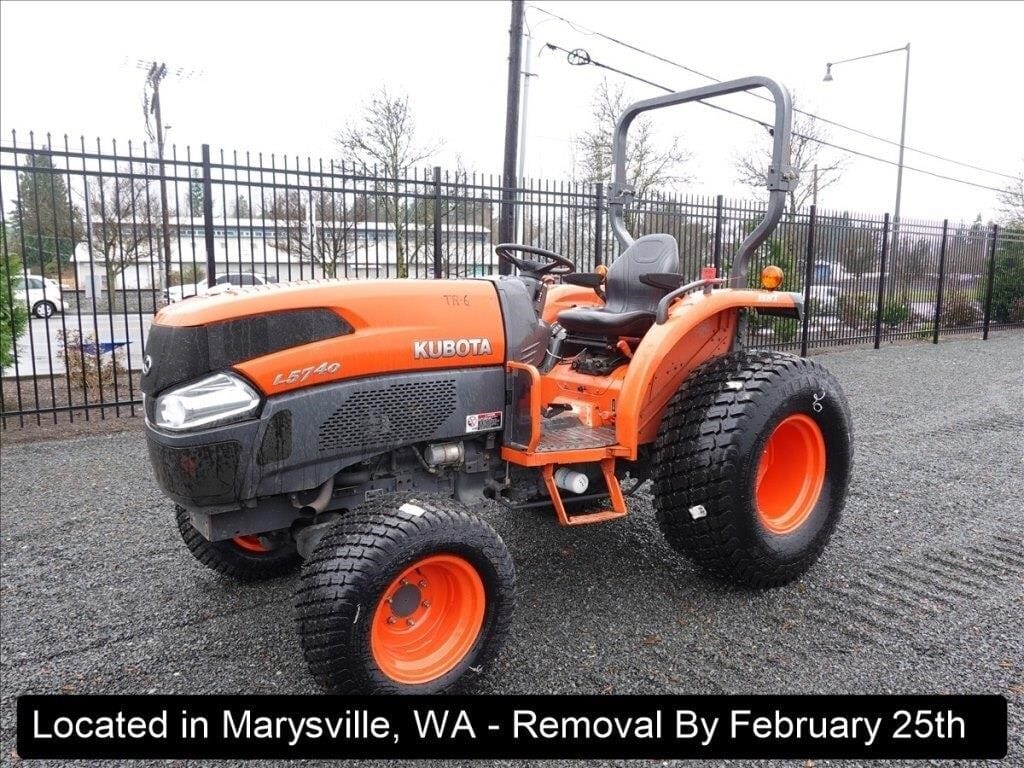 Kubota L5740 Equipment Image0