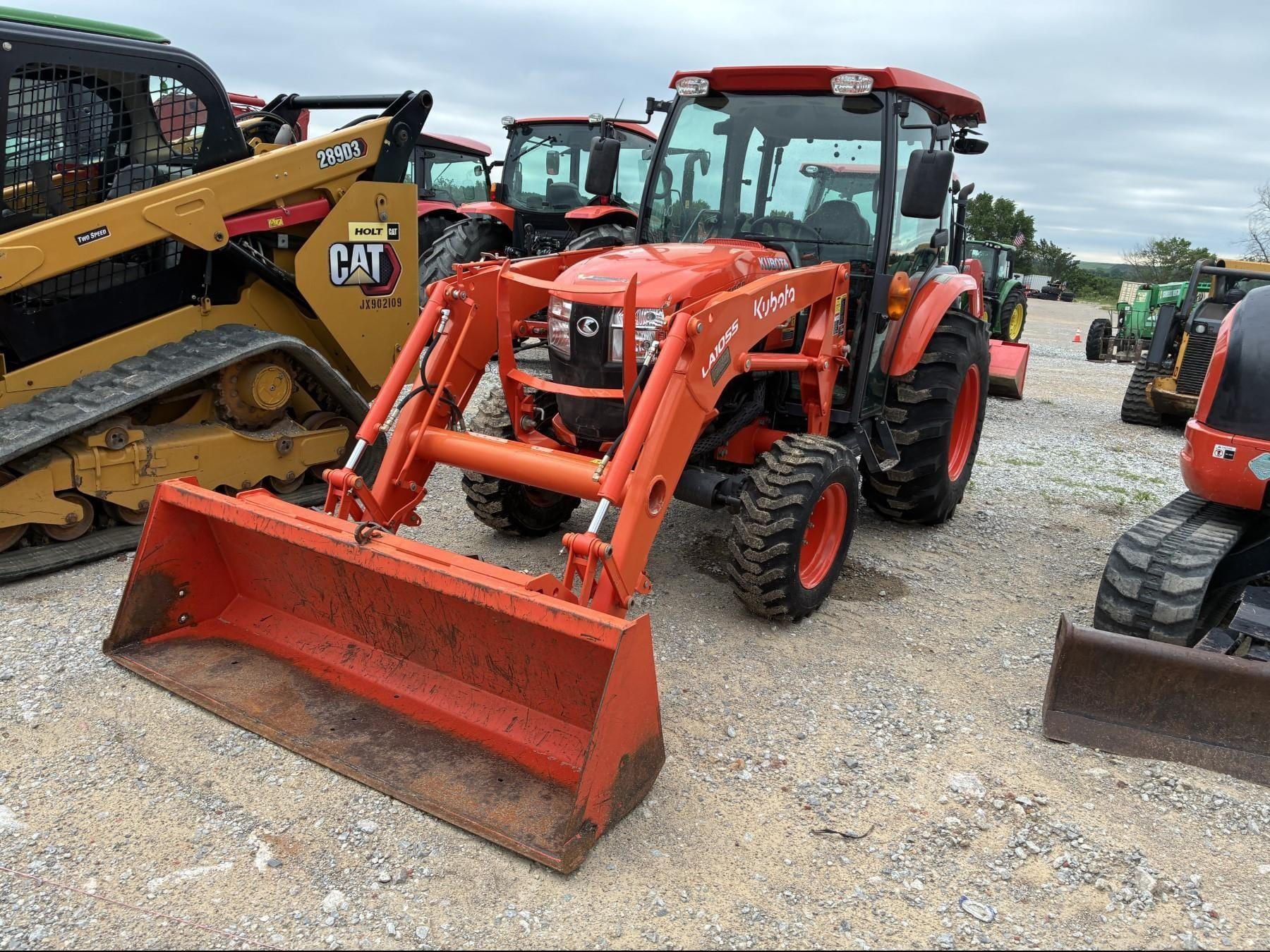 Kubota L6060 Equipment Image0