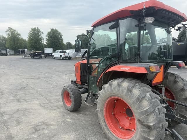 Image of Kubota L6060 equipment image 4