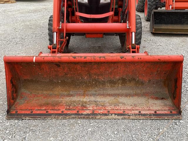 Image of Kubota L6060 equipment image 4