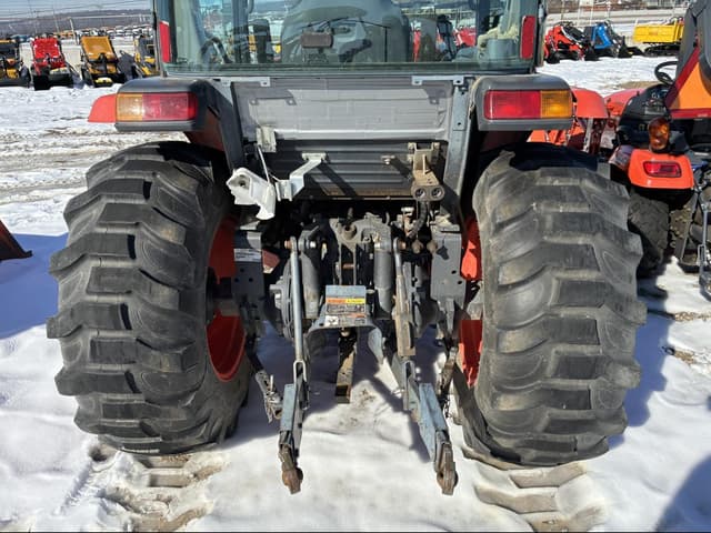 Image of Kubota L6060 equipment image 4