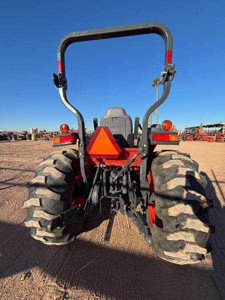 Image of Kubota L6060 equipment image 3