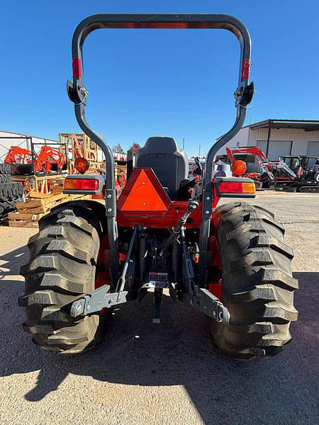 Image of Kubota L6060 equipment image 3