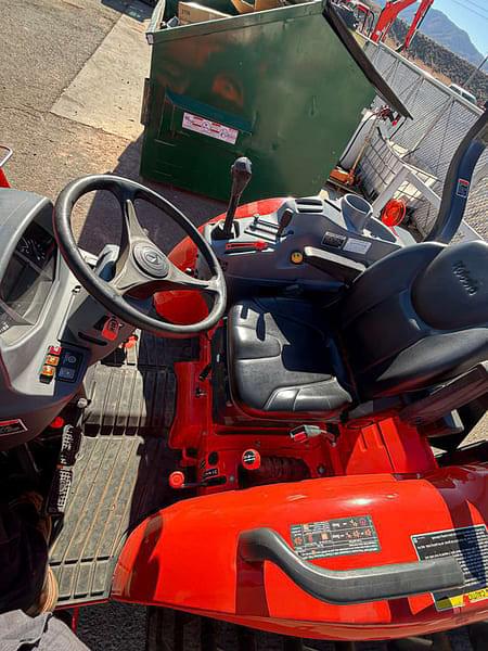 Image of Kubota L6060 equipment image 4