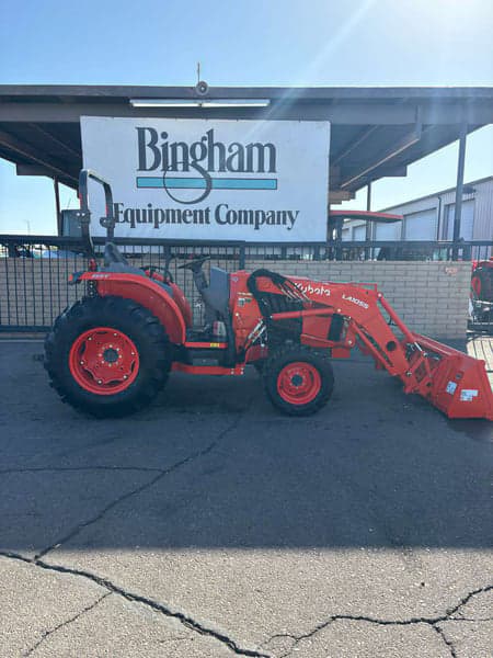 Image of Kubota L6060HST equipment image 1