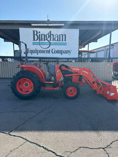 Image of Kubota L6060HST equipment image 1