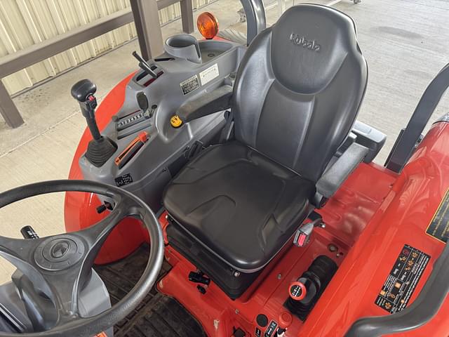 Image of Kubota L6060HST equipment image 1