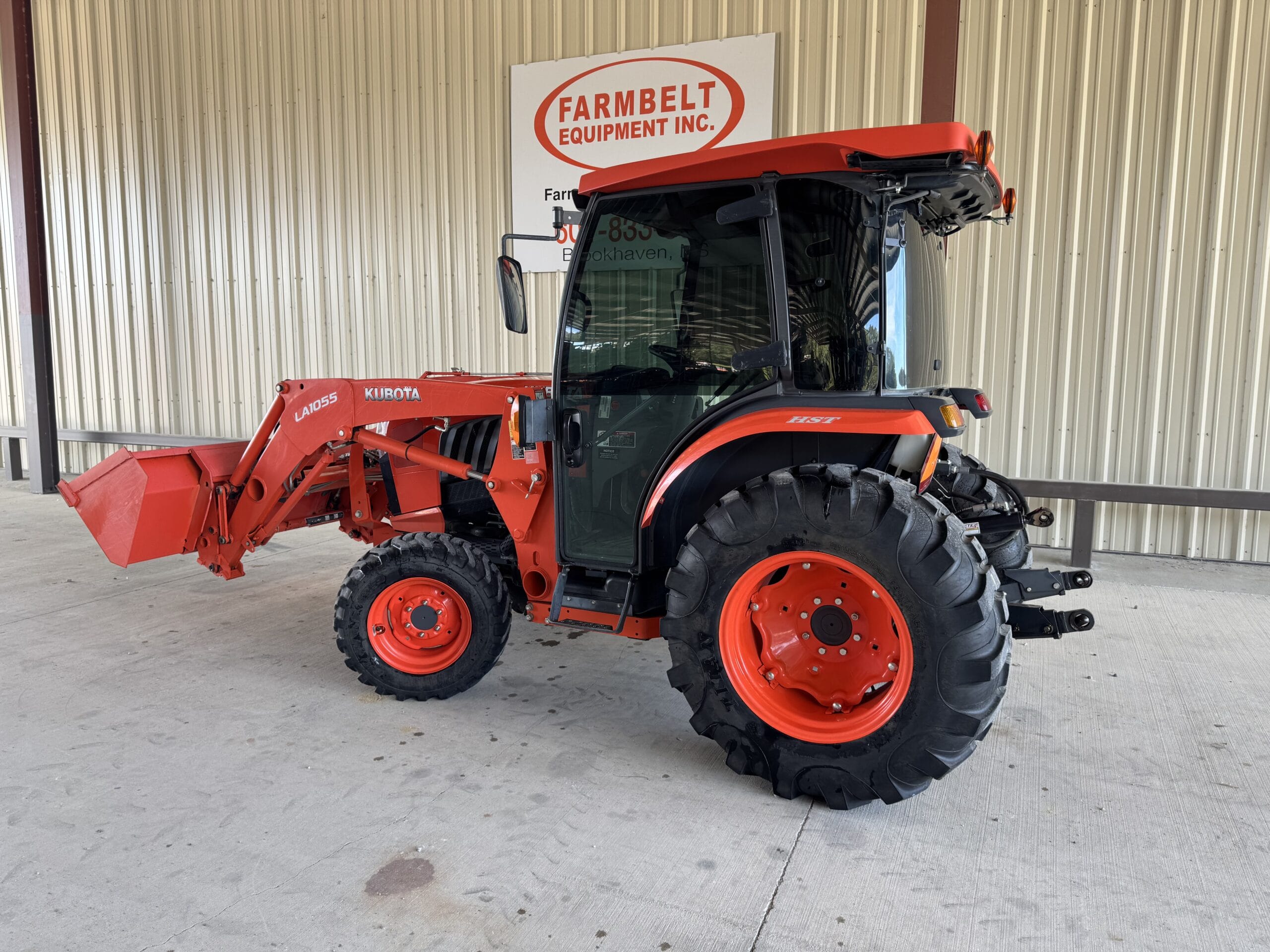 2018 Kubota L6060HSTC Equipment Image0