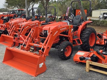 Main image Kubota L3560