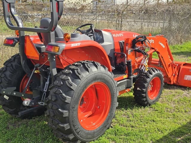 Image of Kubota L3560 equipment image 2