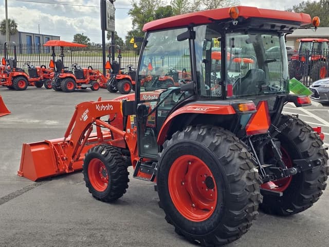 Image of Kubota L3560 equipment image 3
