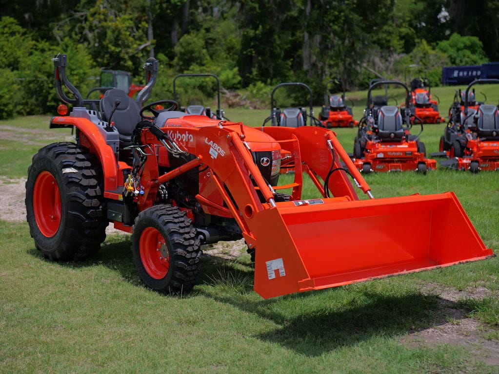 2024 Kubota L3560 Equipment Image0