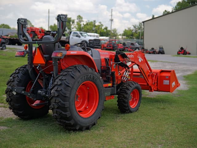 Image of Kubota L3560 equipment image 3