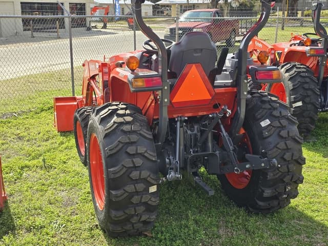 Image of Kubota L3560 equipment image 2
