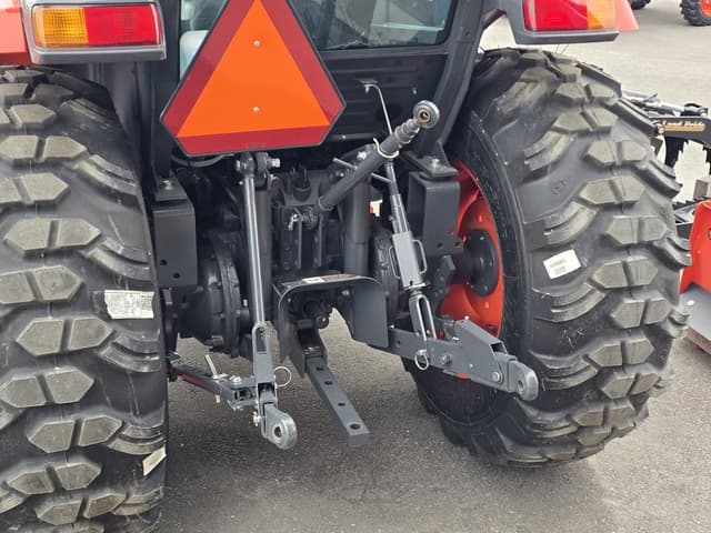 Image of Kubota L4060 equipment image 3