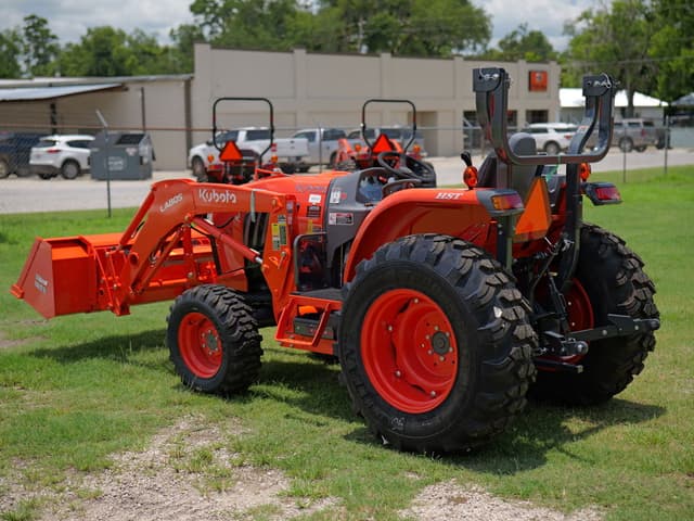 Image of Kubota L4060 equipment image 2