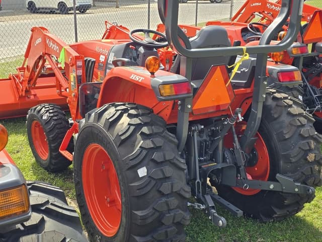 Image of Kubota L4060 equipment image 2