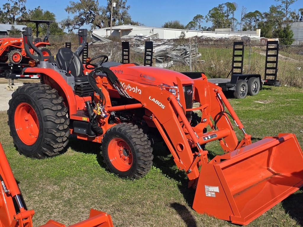 2025 Kubota L4060 Equipment Image0
