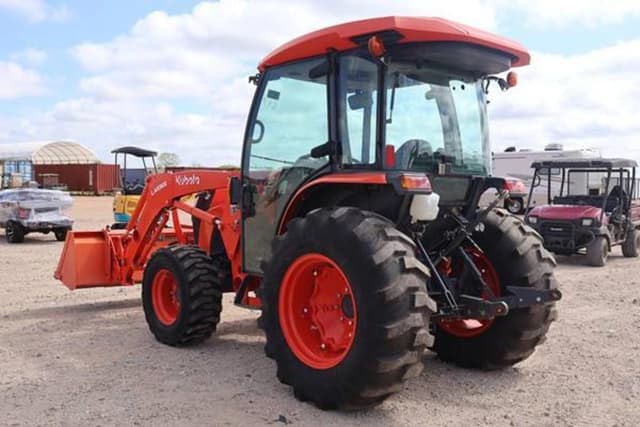 Image of Kubota MX6000HSTC equipment image 3