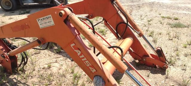 Image of Kubota LA1154 equipment image 3