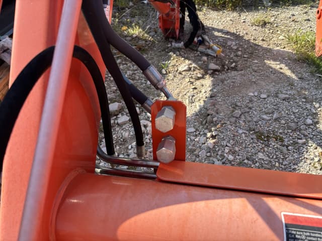 Image of Kubota LA1154 equipment image 1