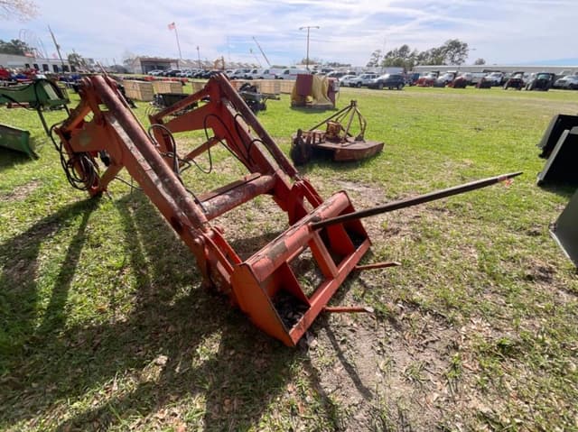 Image of Kubota LA1301S equipment image 3