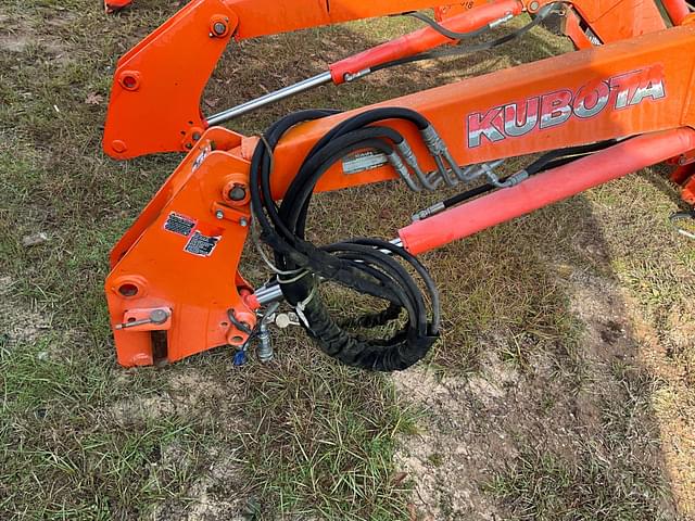 Image of Kubota LA1353 equipment image 4