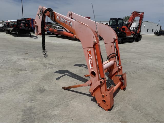Image of Kubota LA1854 equipment image 2