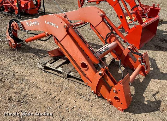 Image of Kubota LA1854 equipment image 2