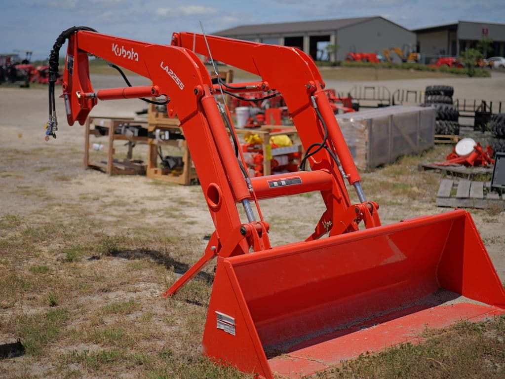 Image of Kubota LA2255 Image 1