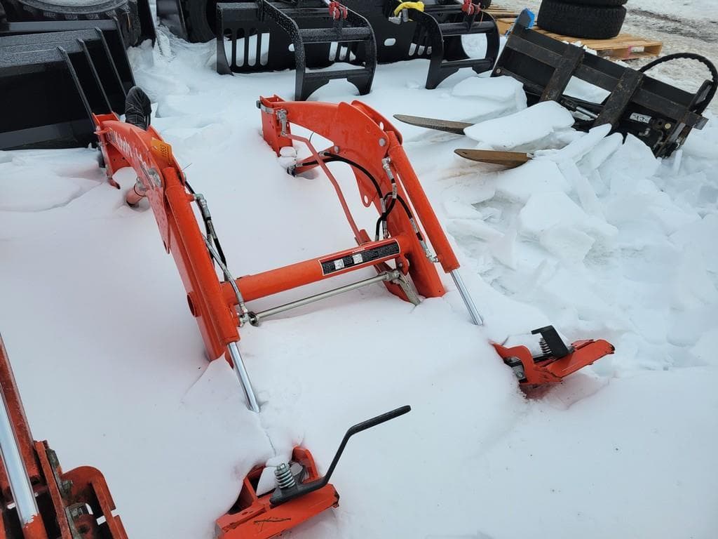 Image of Kubota LA435 Primary image