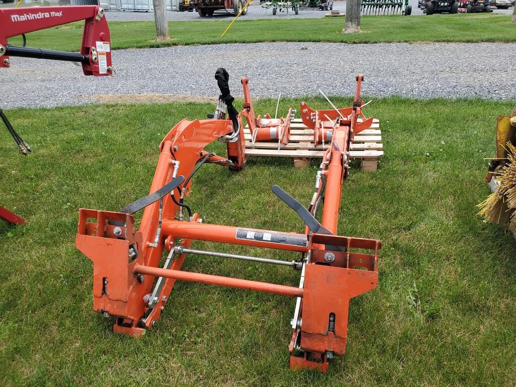 Main image Kubota LA435