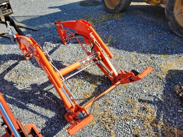 Image of Kubota LA435 equipment image 1