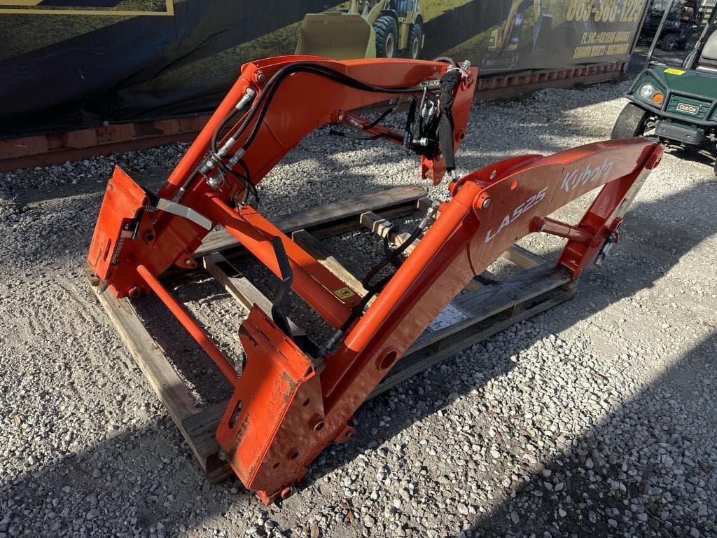 Image of Kubota LA525 Image 0