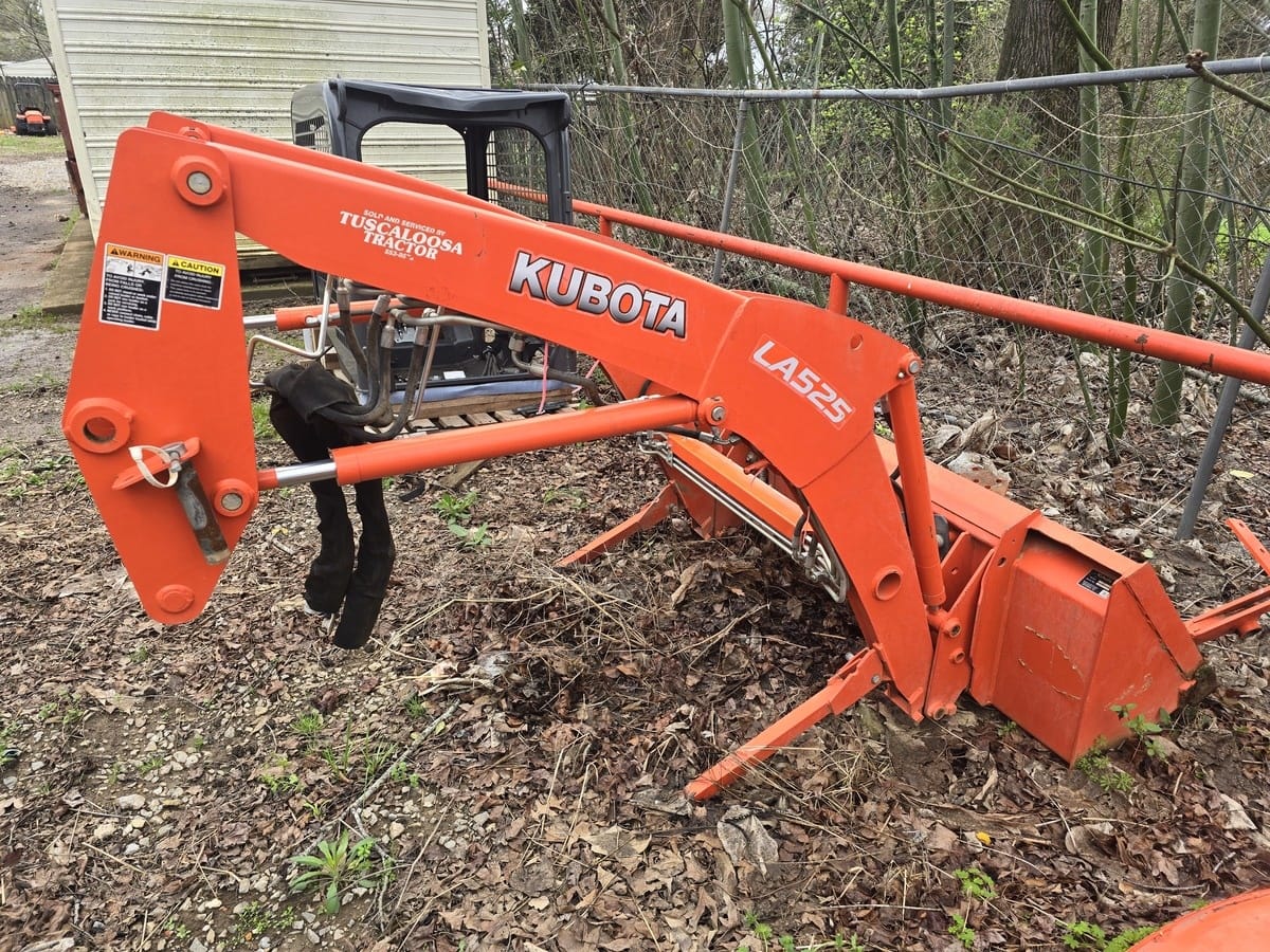 Main image Kubota LA525