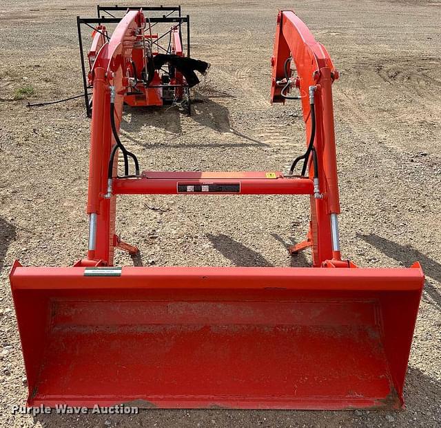 Image of Kubota LA525 equipment image 1