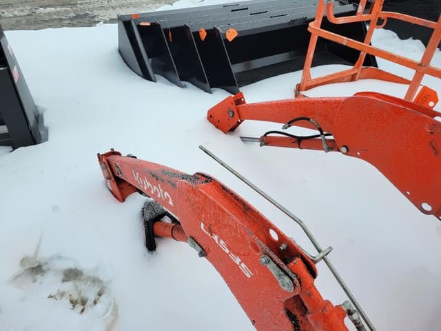 Image of Kubota LA535 equipment image 4