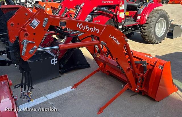 Image of Kubota LA535 equipment image 4