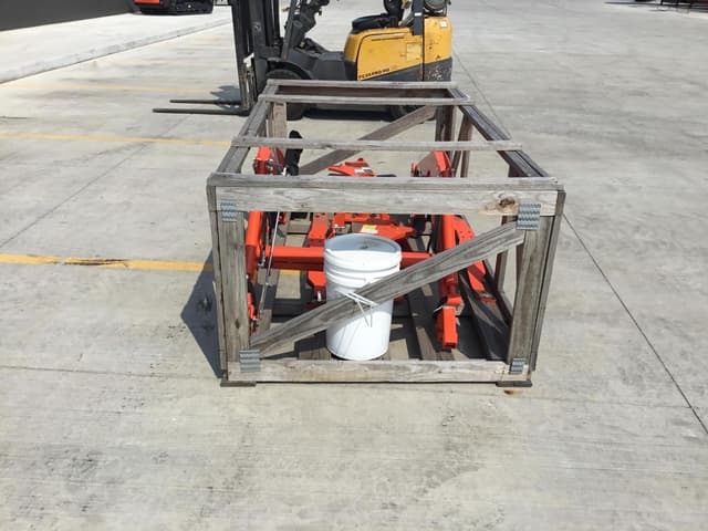 Image of Kubota LA545 equipment image 2