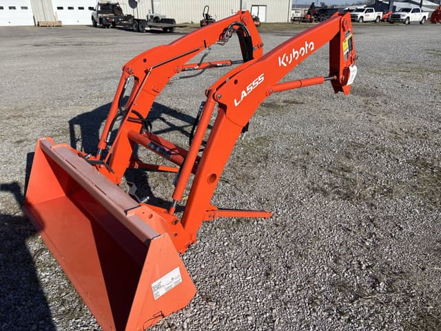 Image of Kubota LA555 equipment image 3