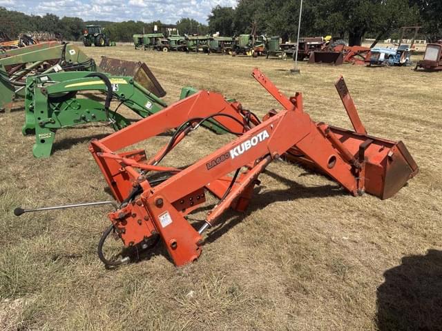 Image of Kubota LA680 equipment image 2