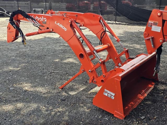 Image of Kubota LA805 equipment image 1